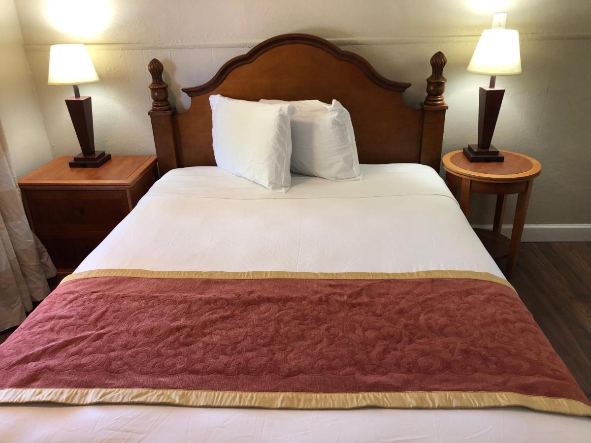 Motel Cove 4*